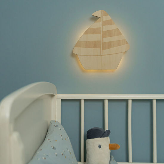 Bild von Wandlampe aus Holz Boot