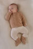 Bild von Newborn NOOS Safari Freunde Gestrickte Wickeljacke Soft Tan 56